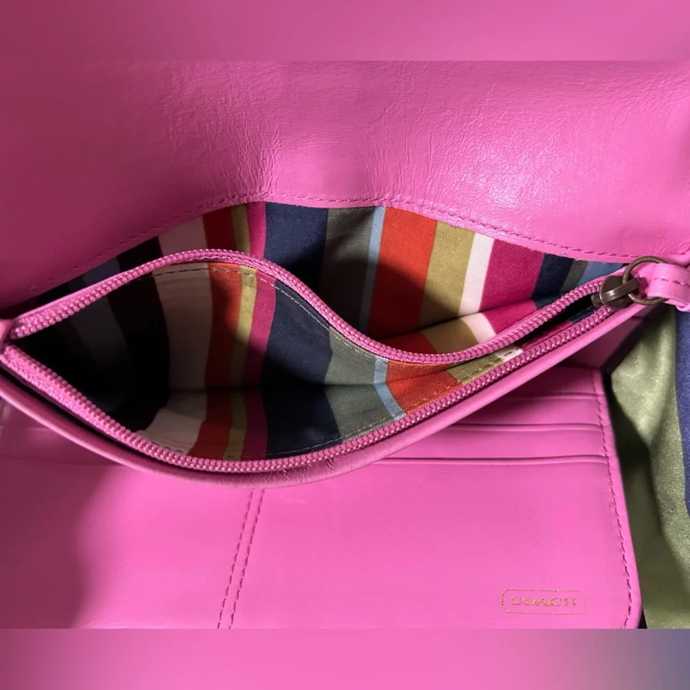 COACH Garcia Legacy Trifold Long Wallet